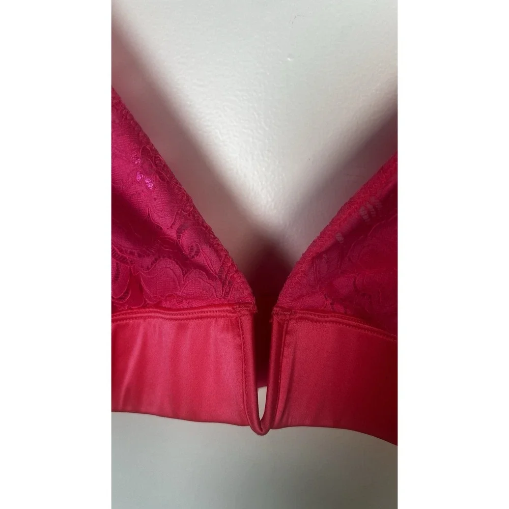 Free People V-Wire Bralette Soft Lace Pink Satin‎ Band Size XS NWOT